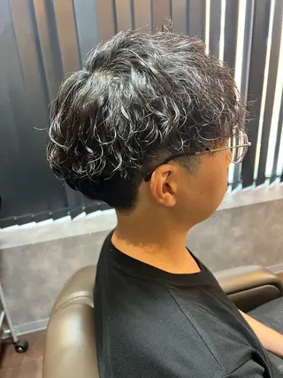 パーマ メンズ 高村 吉斗のヘアスタイル