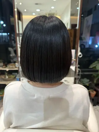ショート カラー 岡崎 秀星のヘアスタイル