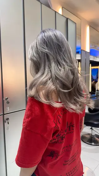 ロング ルナ/モデル募集🎀 /バレイヤージュのヘアスタイル