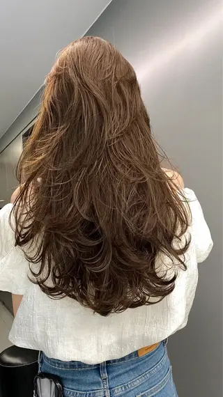 セミロング カラー 村上|髪質改善 プロデュースのヘアスタイル