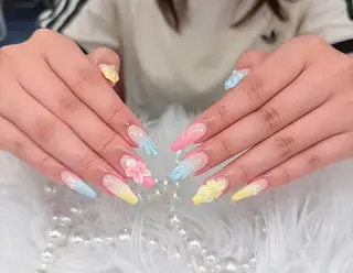 ネイル Melia Nail Nambaのネイルデザイン