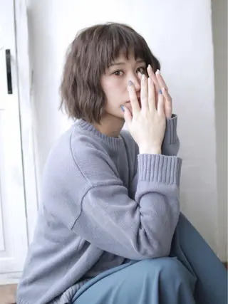 ショート カラー パーマ ヘアアレンジ 推し活専用 【派手髪】飯野ゆかりのヘアスタイル