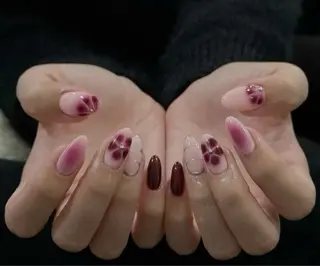 ネイル AURA NAIL 🌟鶴見店のネイルデザイン