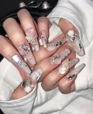 ネイル Anela Nail Studioのネイルデザイン