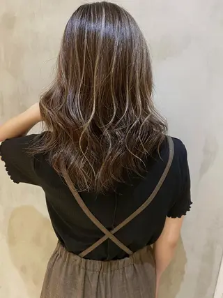 セミロング カラー ヘアアレンジ ネイル マツエク・マツパ 夜23時まで予約🉑 reverieあきらのヘアスタイル