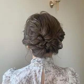 セミロング カラー ヘアアレンジ 本間 結衣のヘアスタイル