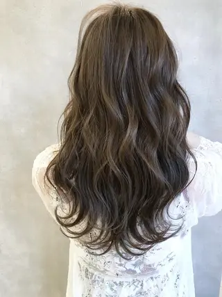 セミロング カラー MOU namba ムウナンバのヘアスタイル