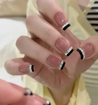 ネイル Pure&Rich Nailのネイルデザイン