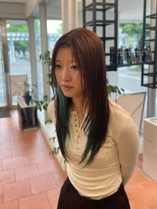 ロング カラー ⭐️韓国ブリーチ 顔周りカット⭐️のヘアスタイル