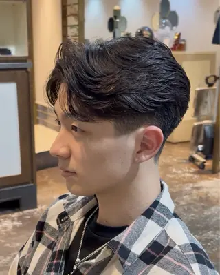 メンズ メンズ特化型美容師・ タカハシ ヒロヤのヘアスタイル