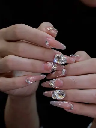 ミディアム ティキ Pono Nailsのネイルデザイン