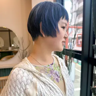 ショート 艶ブリーチカラー✨ ボブレイヤーSakiのヘアスタイル