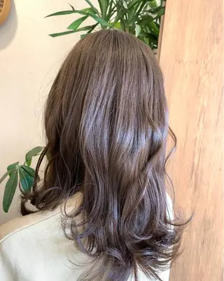 セミロング カラー THE PARK キシオカのヘアスタイル