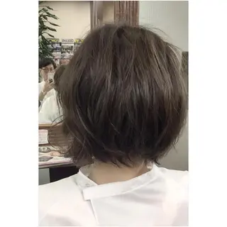 ショート カラー パーソナルカラー診断 できます 木曽 主博のヘアスタイル