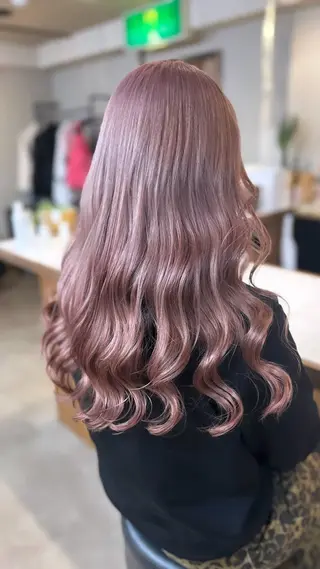 ロング ヘアアレンジ 柳沼 沙季奈のヘアスタイル