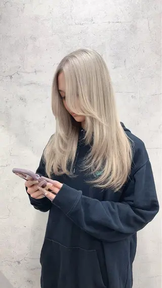 カラー limit ユイカ/ ハイトーンカラー💫のヘアスタイル