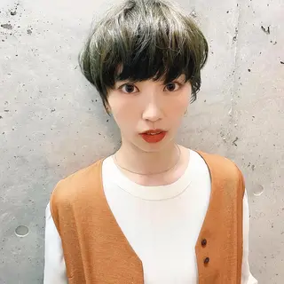 ショート カラー パーマ 中川 竜誠のヘアスタイル