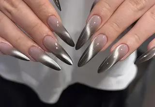 ネイル エリ🫧 nail池袋東口のネイルデザイン