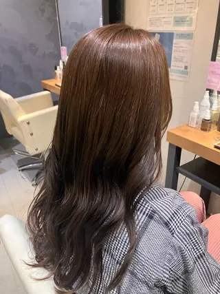 カラー 艶ストレート 口石 ひかるのヘアスタイル