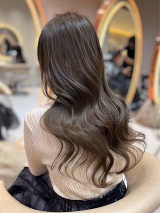 ロング カラー 透明感カラー🤎 中川智帆のヘアスタイル