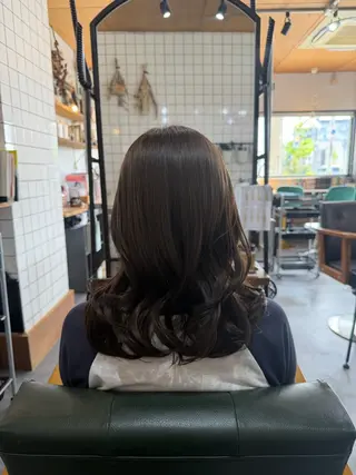 セミロング 倉本 美優のヘアスタイル