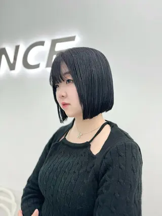 ショート カラー ヘアアレンジ 縮毛矯正🤍 ボブ/ HIKARIのヘアスタイル