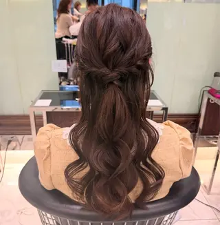 ロング ヘアアレンジ コテ巻きパーマ💙 シノヤユイのヘアスタイル
