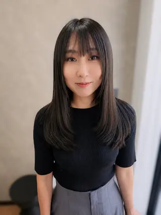 セミロング カラー 柏 康孝のヘアスタイル