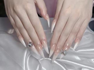 ネイル Rin Nail 新大久保店のネイルデザイン