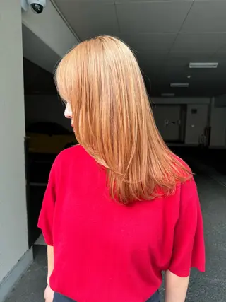 セミロング kai🐇透明感 カラー/レイヤーのヘアスタイル