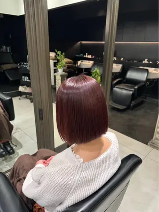 ショート カラー 大泉 優依のヘアスタイル