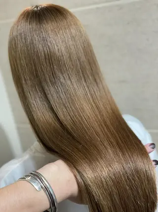 ロング カラー ハイトーン得意😍 Lumiereのヘアスタイル