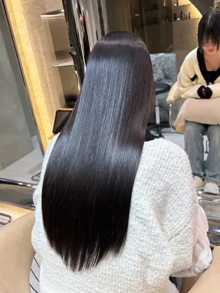 ロング さくら/似合わせレ イヤー/艶カラー🖤のヘアスタイル