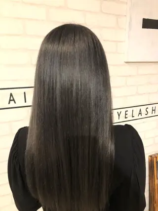 セミロング 【艶髪職人】石井啓輝 代表のヘアスタイル