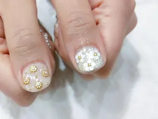 ネイル はばすみれ🎀ﾈｲﾙ 光ﾌｪｲｼｬﾙ ﾍｱのネイルデザイン