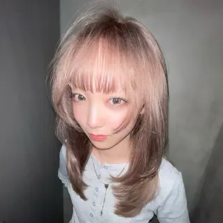 ミディアム カラー レイヤー/ブリーチ/ 顔周り💫チャンのヘアスタイル