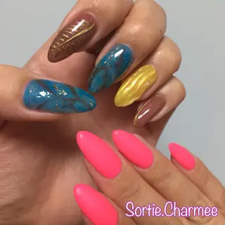 ネイル . MARINAのネイルデザイン