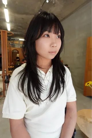 カラー chisato☁️ カットカラーモデルのヘアスタイル