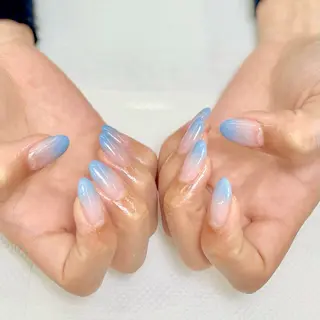 ネイル MAXKELLY正池 白フレンチ募集🕊️のネイルデザイン