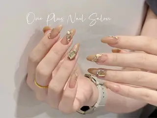 ネイル One Plus Nail Salonのネイルデザイン