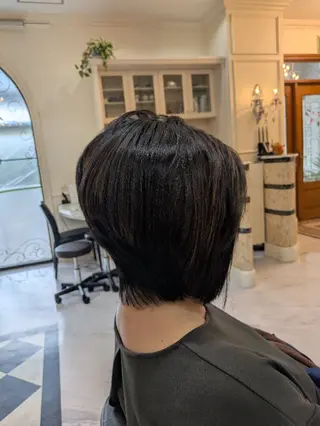 ショート Salon de with根本博史のヘアスタイル
