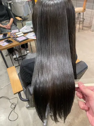 ロング 藤戸 美のヘアスタイル