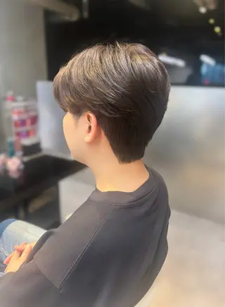 メンズ 吉祥寺Yuuka韓国 ハイトーンカラー🎀のヘアスタイル