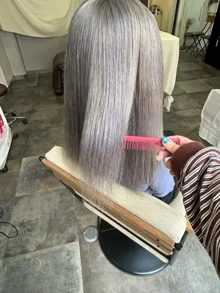ミディアム カラー 吉村 夏椰のヘアスタイル