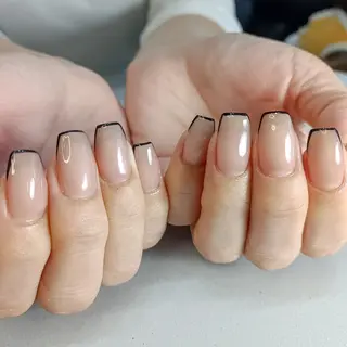 ネイル Legit nail salonのネイルデザイン