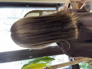 セミロング カラー ハイトーン得意😍 Lumiereのヘアスタイル