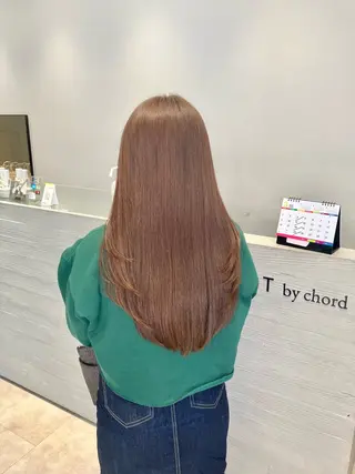 ロング カラー サキ🤍ハイトーン 🪩レイヤーカットのヘアスタイル