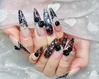 ネイル Yukiko 🌙のネイルデザイン