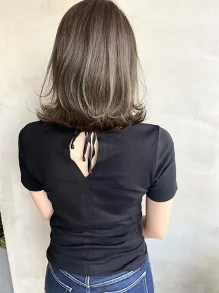 ショート カラー ヘアアレンジ ネイル マツエク・マツパ 夜23時まで予約🉑 reverieあきらのヘアスタイル
