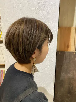 ショート カラー マルヤマ リナの眉毛・アイブロウイメージ
